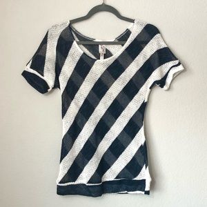 SUMMER CLOSEOUT ☀️ \Andrea Missy\• Knitted Top